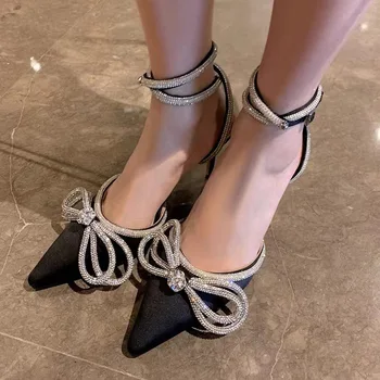 Glitter Kadın Pompaları Kristal İlmek Saten Sandalet 2023 Yaz Şeffaf yüksek topuklu ayakkabı Parti Balo bayan Ayakkabıları terlik